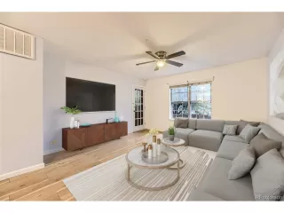 Photo #2: 8790379 Listing