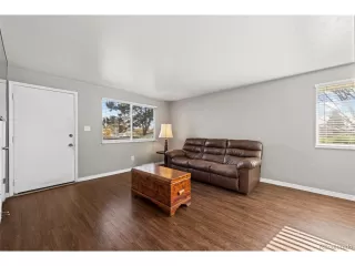 Photo #6: 8790953 Listing 