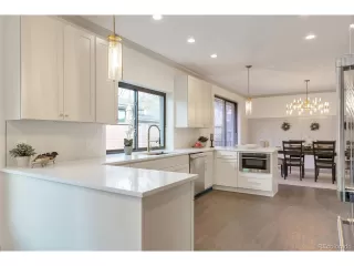 Photo #3: 8792259 Listing