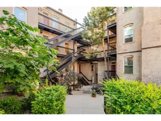 Photo #3: 8792391 Listing