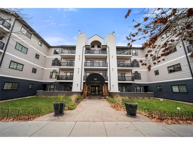 MLS: 8796526 Condo For Sale