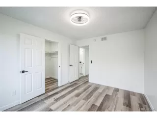 Photo #3: 8797604 Listing