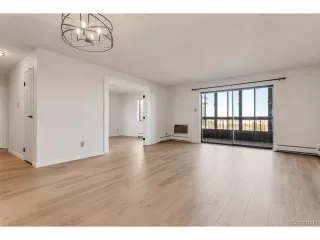 Photo #3: 8799821 Listing