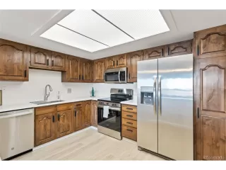 Photo #6: 8799821 Listing