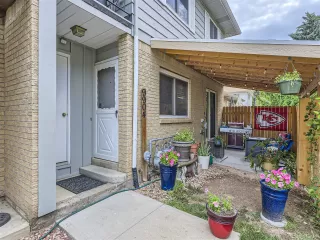 Photo #3: 8802793 Listing