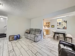 Photo #4: 8802793 Listing