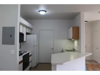 Photo #6: 8804674 Listing