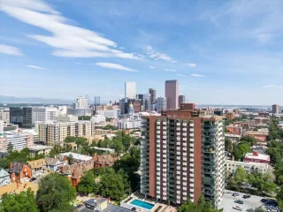 Photo #4: 8804889 Listing