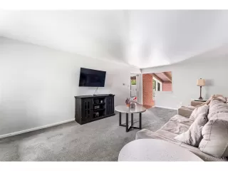 Photo #2: 8805973 Listing 