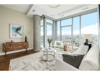 Photo #4: 8806301 Listing 