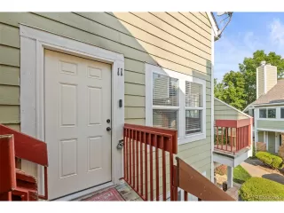 Photo #2: 8807771 Listing