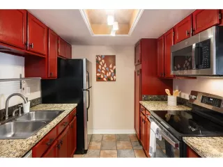 Photo #5: 8808114 Listing