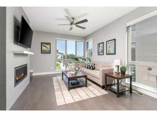 MLS: 8810475 Condo For Sale