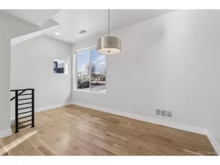 Photo #5: 8811427 Listing 