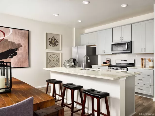 MLS: 8815713 Condo For Sale