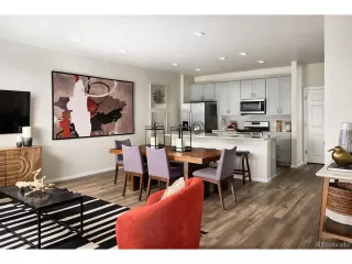 Photo #3: 8815713 Listing