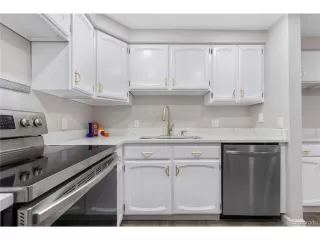 Photo #3: 8816852 Listing