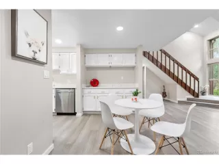 Photo #6: 8816852 Listing