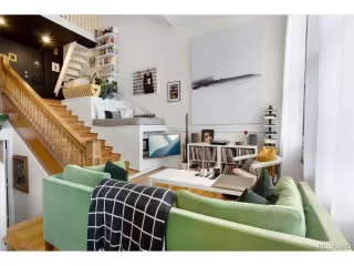 Photo #3: 8818755 Listing