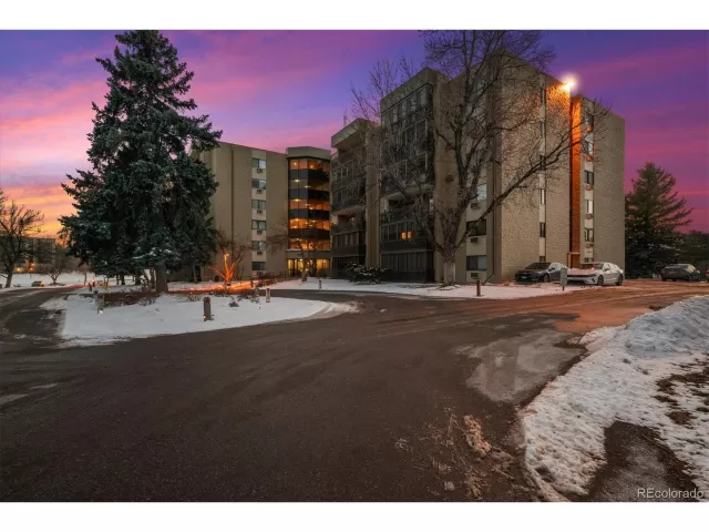 MLS: 8824767 Condo For Sale