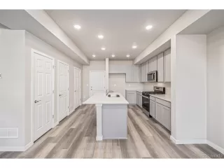 Photo #4: 8825510 Listing