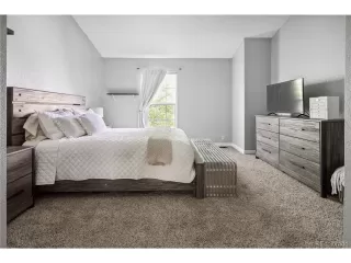 Photo #3: 8827718 Listing