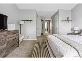 Photo #5: 8827718 Listing