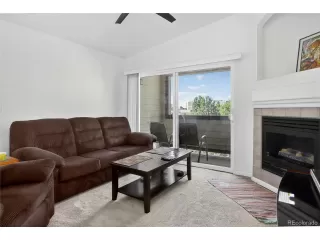 Photo #5: 8831297 Listing 