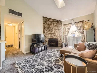 Photo #2: 8832056 Listing 