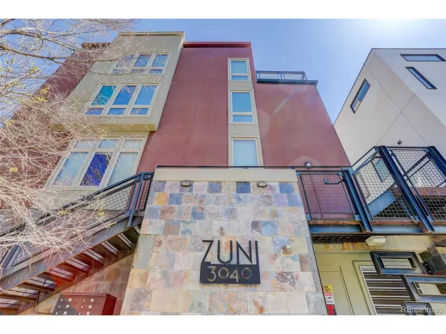 MLS: 8832562 Condo For Sale