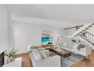 Photo #3: 8832623 Listing