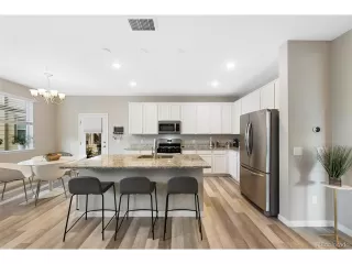 Photo #3: 8832882 Listing