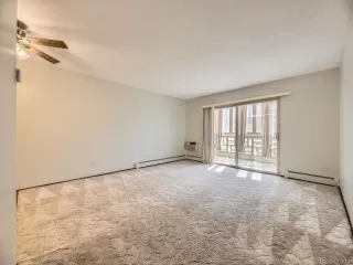 Photo #6: 8833402 Listing