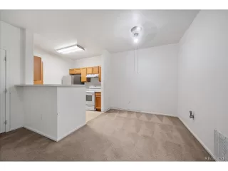 Photo #6: 8833694 Listing 