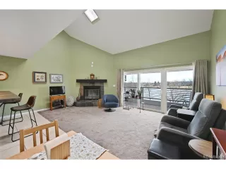 Photo #2: 8835936 Listing 