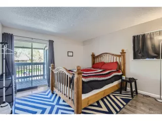 Photo #4: 8840996 Listing