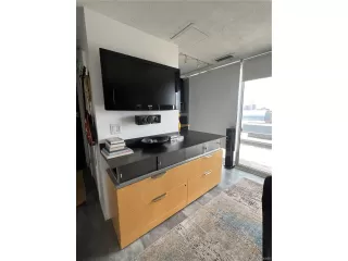 Photo #6: 8842573 Listing