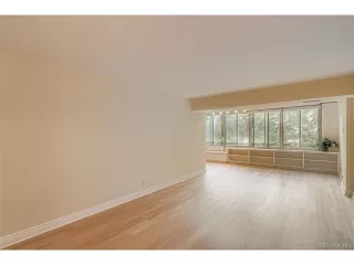 Photo #3: 8842735 Listing