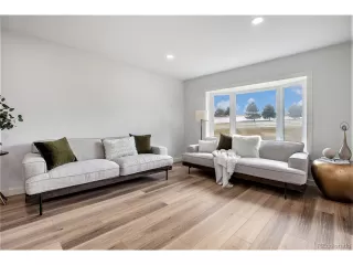 Photo #2: 8844897 Listing 