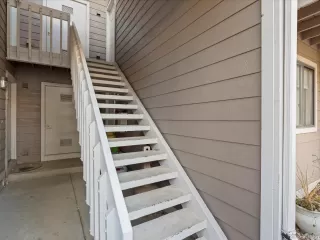 Photo #4: 8845230 Listing 