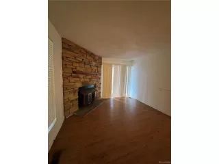 Photo #4: 8846375 Listing