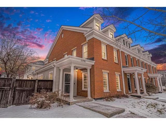 MLS: 8852393 Condo For Sale