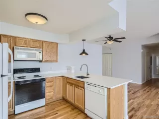 Photo #6: 8854827 Listing 