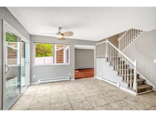 Photo #4: 8857283 Listing