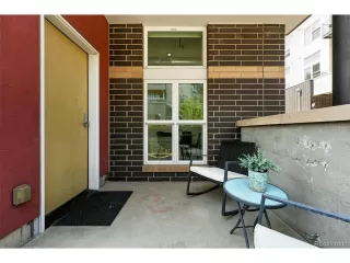 Photo #4: 8857765 Listing