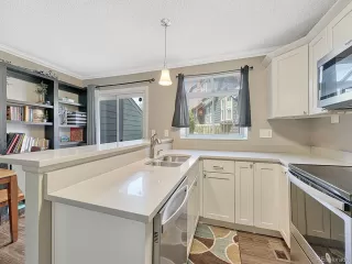 Photo #2: 8858520 Listing