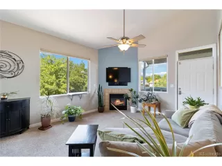 Photo #5: 8858651 Listing 