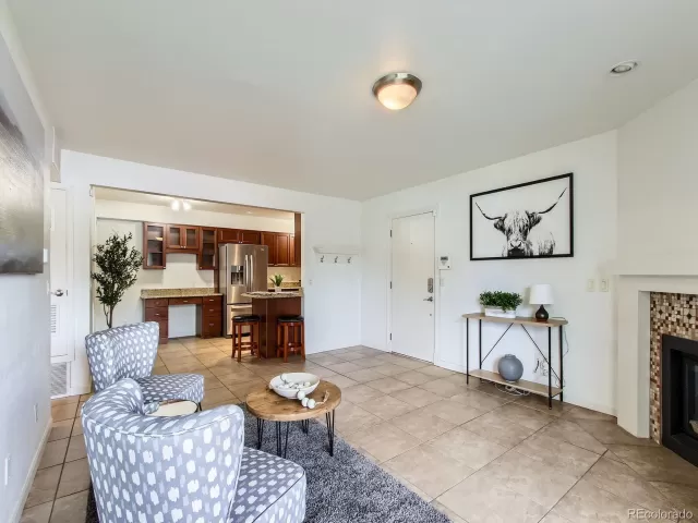 MLS: 8859687 Condo For Sale