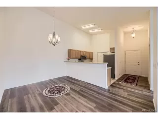 Photo #6: 8862931 Listing