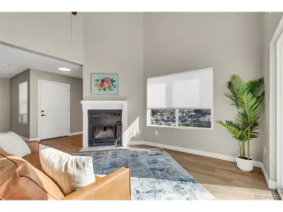 Photo #5: 8863607 Listing